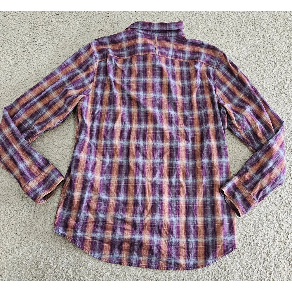 Banana Republic Luxe Flannel Camden Fit Plaid Button Up Long Sleeve Top.‎ Size L